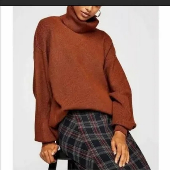 Free People softly turtleneck sweater - Picture 2 of 10